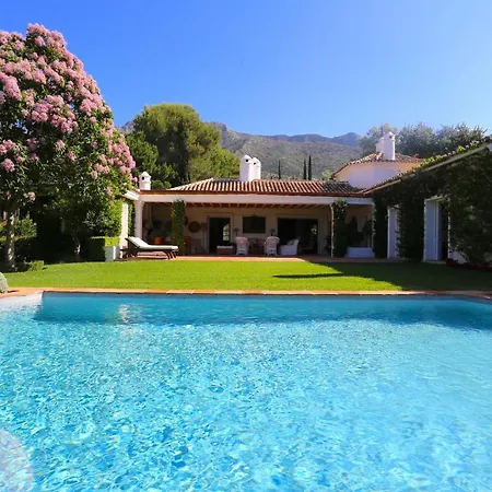 Hotel El Almendral Premium Hill Club Marbella