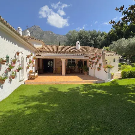 Hotel El Almendral Premium Hill Club Marbella
